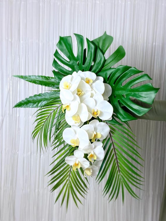 Orchid bride bouquet
