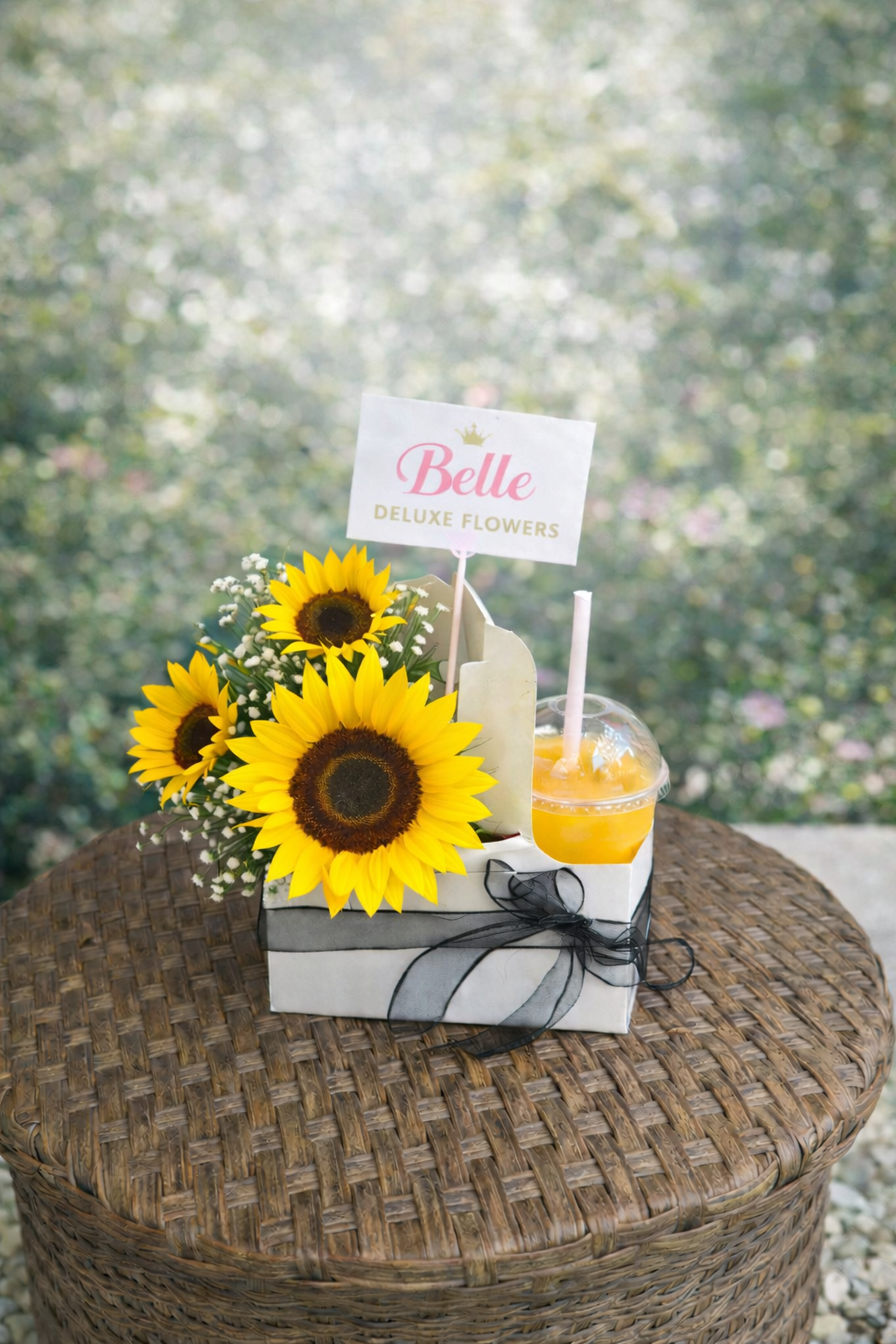 Sunny bloom delight
