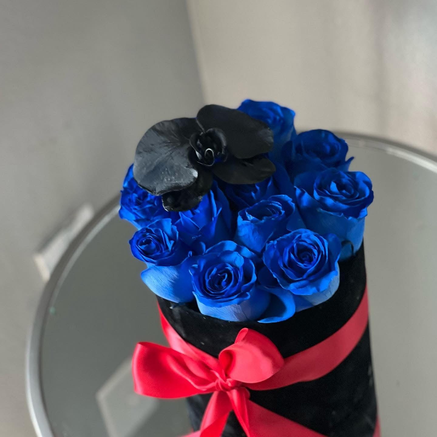 SB blue roses