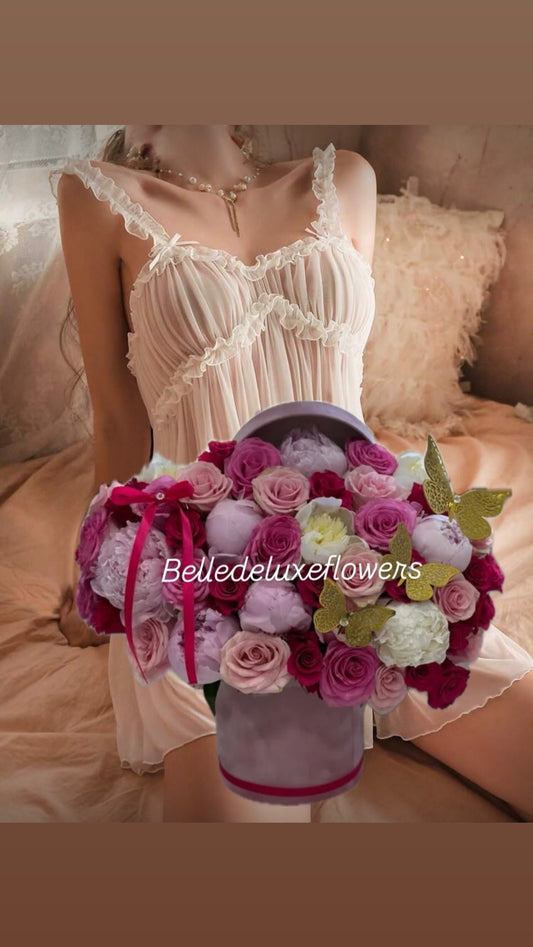 Lingerie + Peoni box